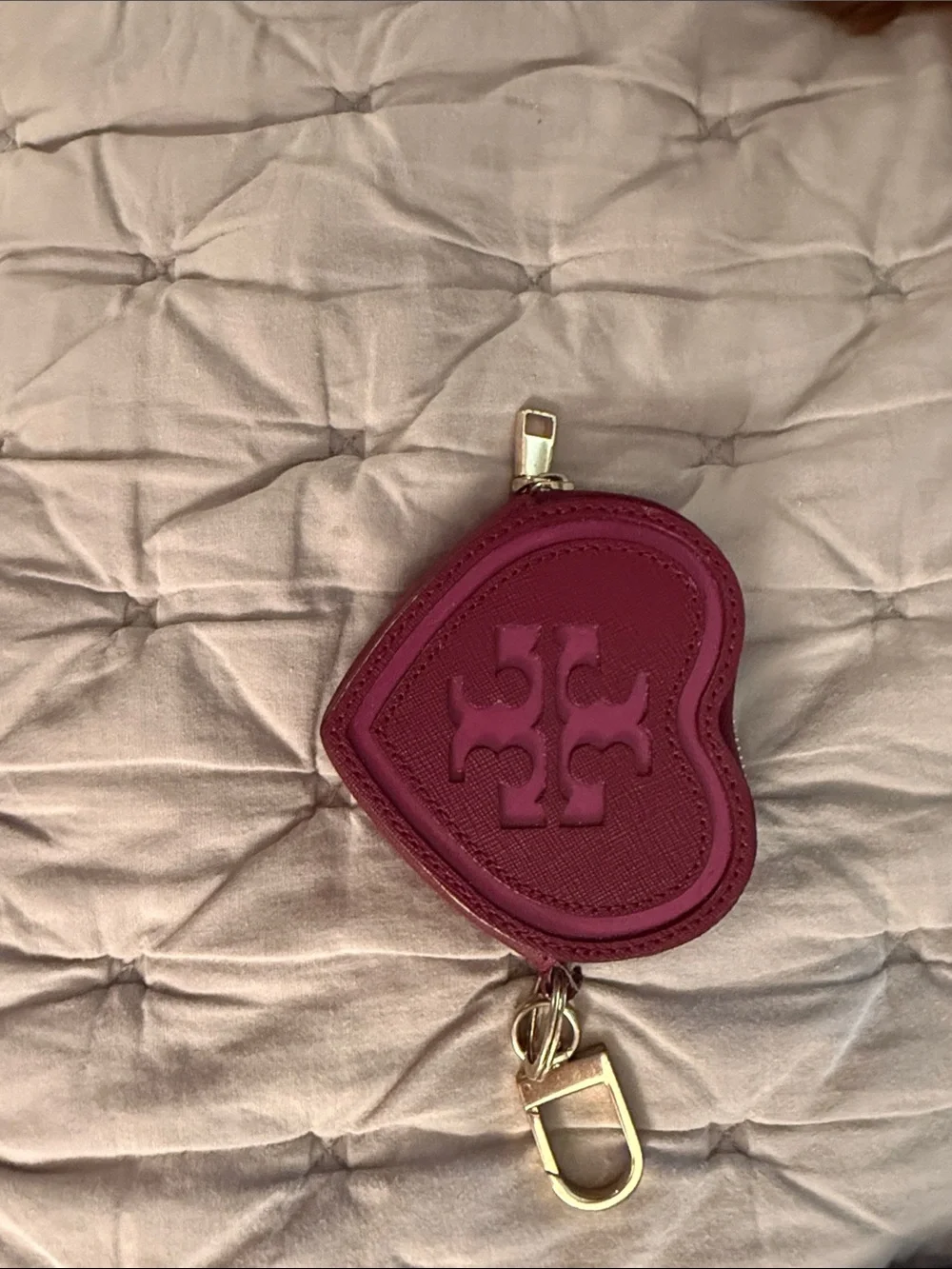 Tory Burch Heart Key & Card Holder in Berry Pink with Gold Hardware